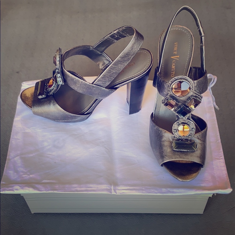 Vince Camuto